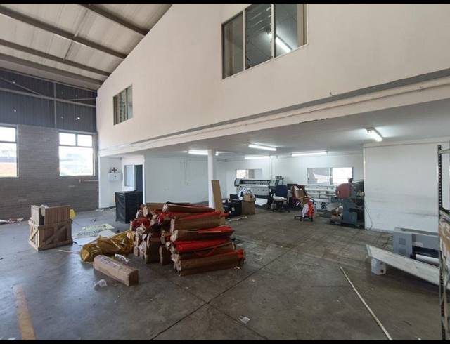 INDUSTRIAL PROPERTY TO RENT IN LASER PARK